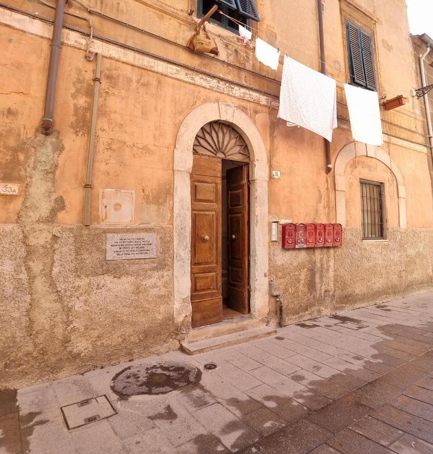 Onda Blu - Bilocale Con Aria Condizionata A Due Passi Dal Castello E Dal Torrione E Rivellino Apartamento Piombino Exterior foto